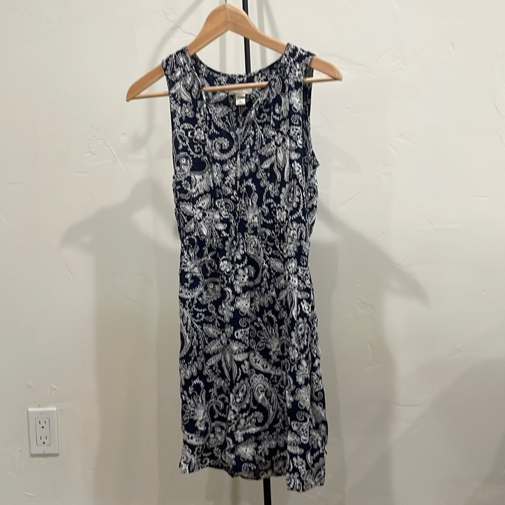 - Black and white floral Loft dress